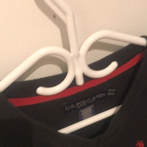 Supremely Stylish US Polo Assn Black Sweater with Blood Red Logo and Trim 🔥 - Picture 5 of 6